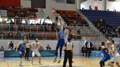 Temsilcimiz Bordo BK Play in mücadelesine karşılaştığı Balıkesir Büyükşehir Belediyesi