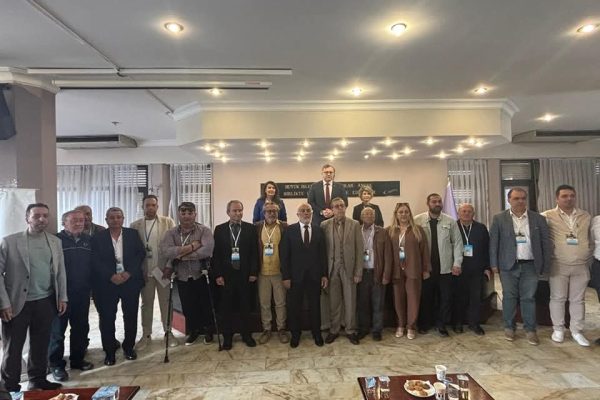 Balıkesir Gazeteciler Cemiyetinde Ramazan Demir güven tazeledi