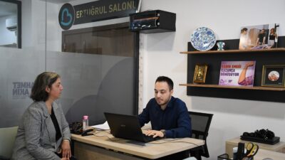 Balıkesir Büyükşehir Belediye Başkanı Ahmet Akın, Balıkesir’de üreten kadınlara desteğini