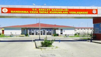 İstanbul Büyükşehir Belediyesi soruşturmasında tutuklanarak Silivri cezaevine gönderilen aralarında Murat