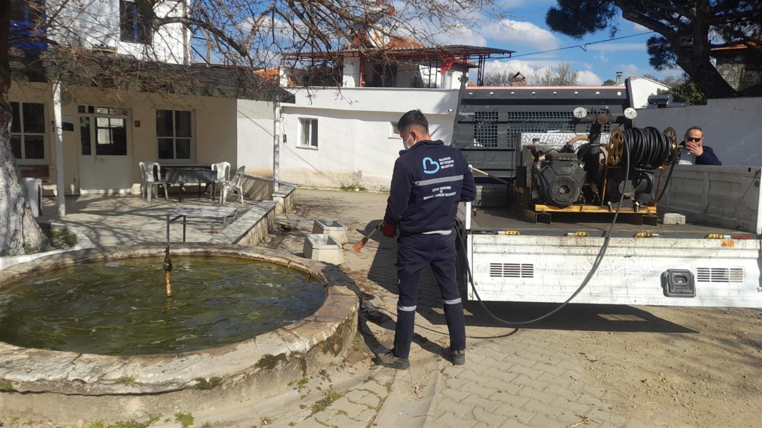 Balıkesir’de sivrisinekle ve haşereyle mücadele sürüyor