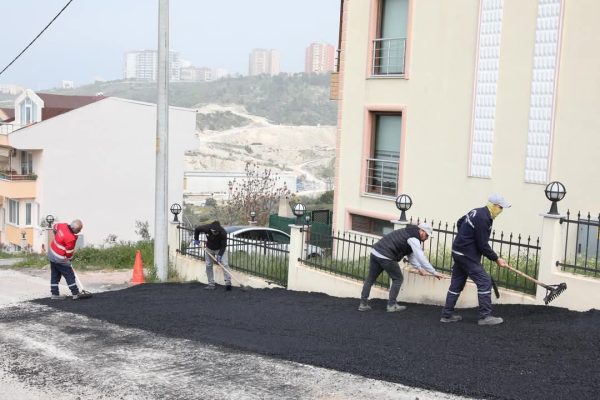 Yol yenileme çalışmaları hız kazandı