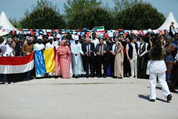 Üniversitede Uluslararası Kültür Şenliği Düzenlendi