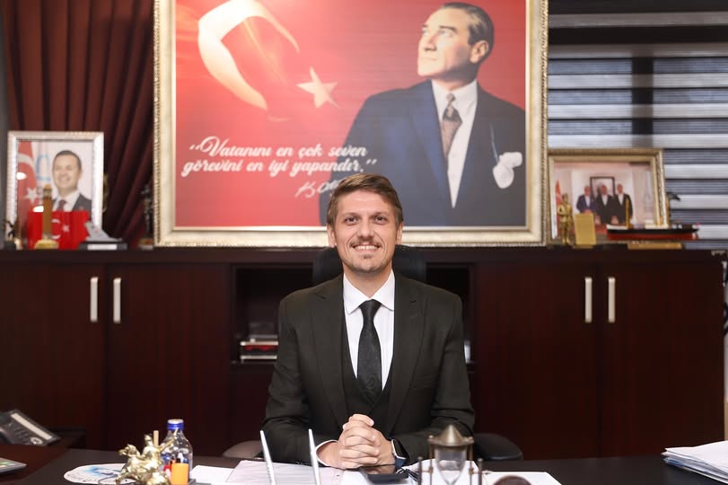 Bandırma Belediye Başkanı Dursun Mirza’nın görevli olarak şehir dışına çıkması