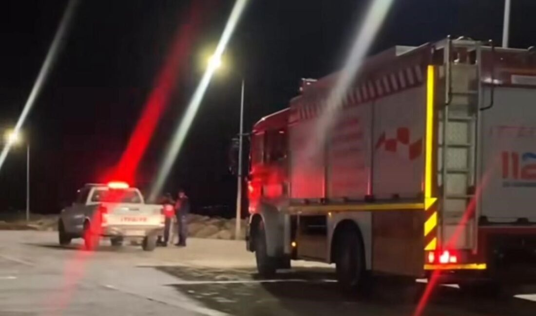 Bandırma’da kıyıya ceset vurdu: Kimliği belirlenemedi Bandırma’da sahil kıyısındaki dalgakıran kayalıklarında bir ceset bulundu. Edinilen bilgiye