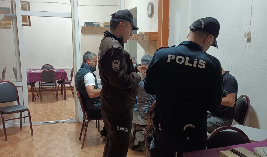 Balıkesir’de polis ekipleri tarafından aranan şahıslara yönelik yapılan operasyonlarda 51