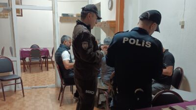 Balıkesir’de polis ekipleri tarafından aranan şahıslara yönelik yapılan operasyonlarda 51
