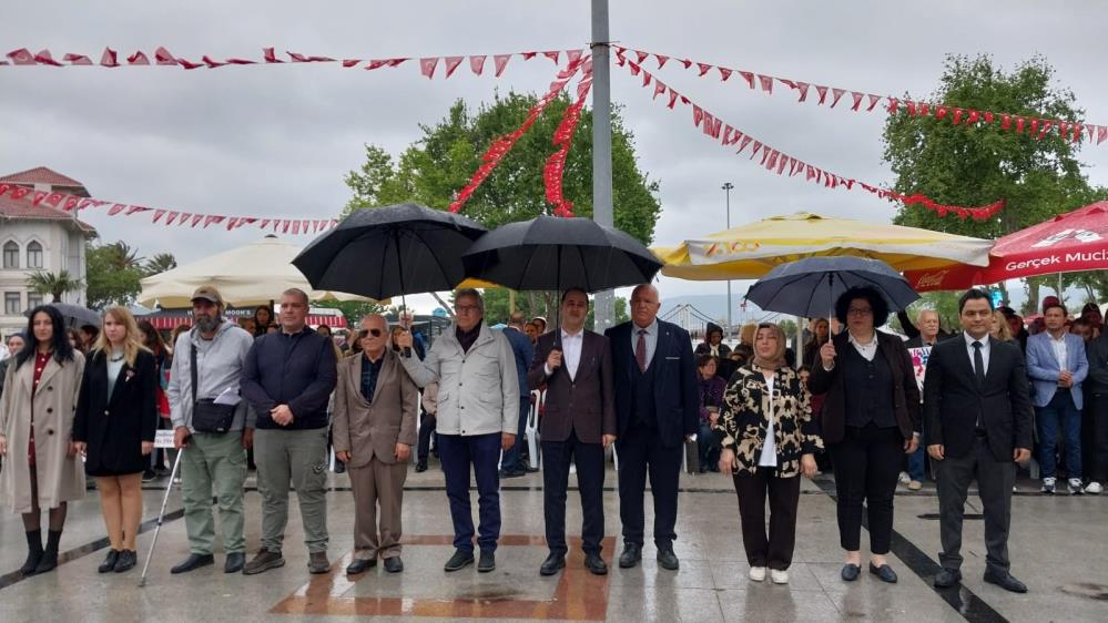 Bandırma’da Engelliler Haftası’na özel tören Bandırma’da 10-16 Mayıs Engelliler Haftası etkinlikleri kapsamında engelli dernekleri ve