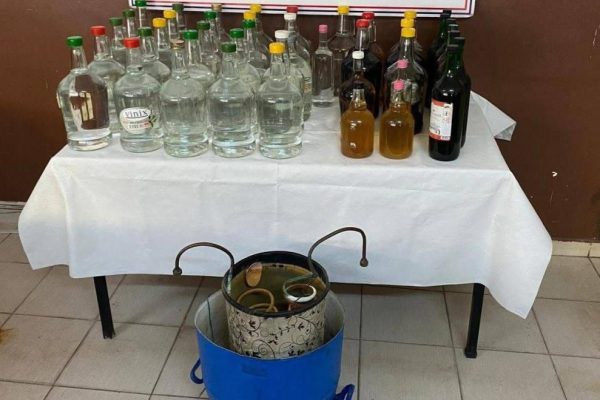 Jandarmadan kaçak alkol operasyonu