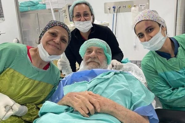 Ahmet Mekin ameliyat oldu