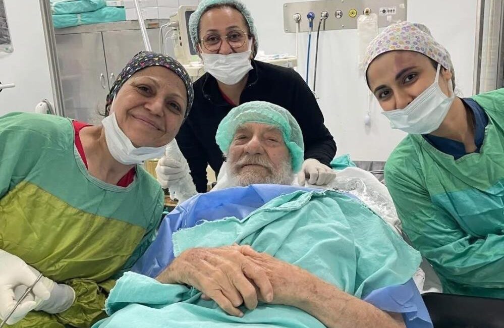 Ahmet Mekin ameliyat oldu Erdek ilçesine bağlı Ocaklar Mahallesi’nde talihsiz bir düşme sonucu kalça
