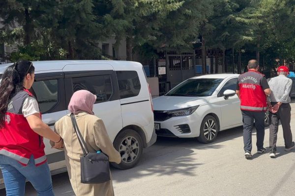 ev sahibi kiracı kavgası cinayetle bitti