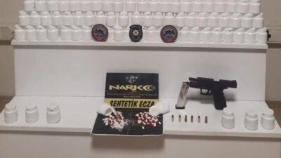 Balıkesir’de polis ekiplerinin şüphelenerek durdurmak istenen ve kaçan şahısların aracı