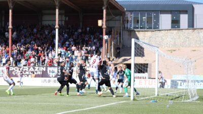 BANDIRMASPOR: 2      ERZURUM FK: 0 HAKEMLER: Buğra Taşkınsoy***,