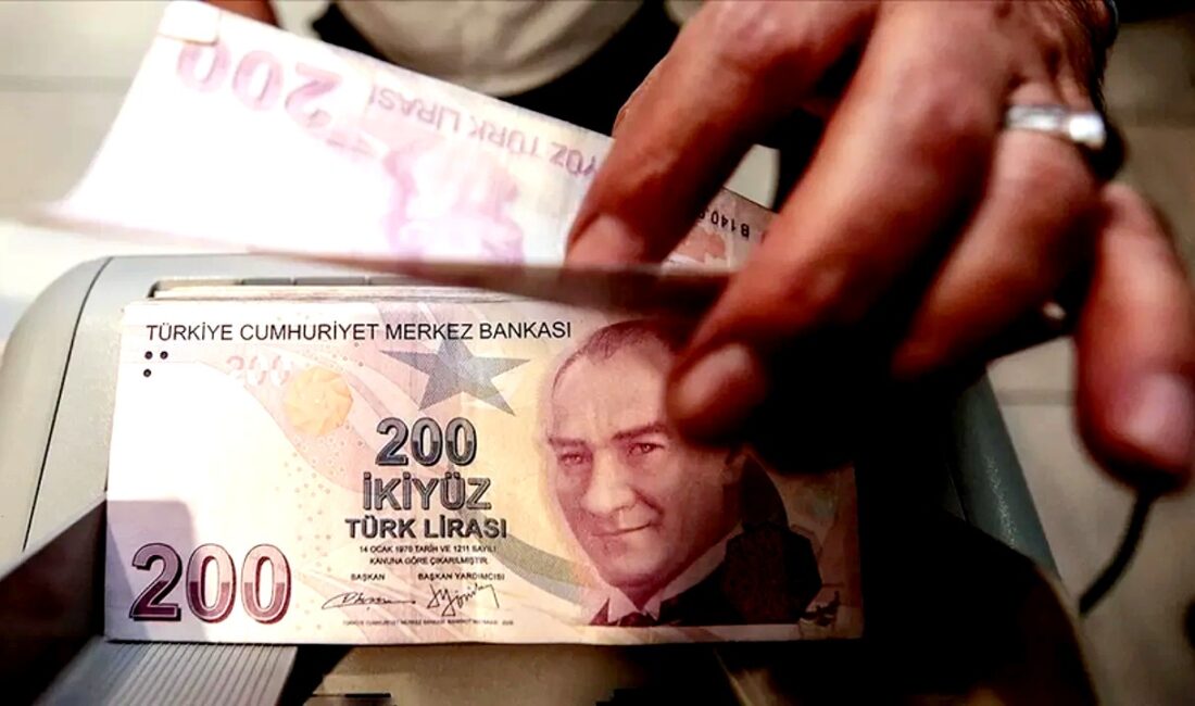 Ocak ayında yüzde 6 zam alan memurlar, art arda gelen