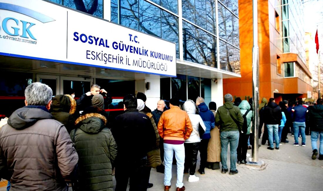 SGK belirli prim günlerini tamamlayan sigortalılar için çeşitli erken emeklilik