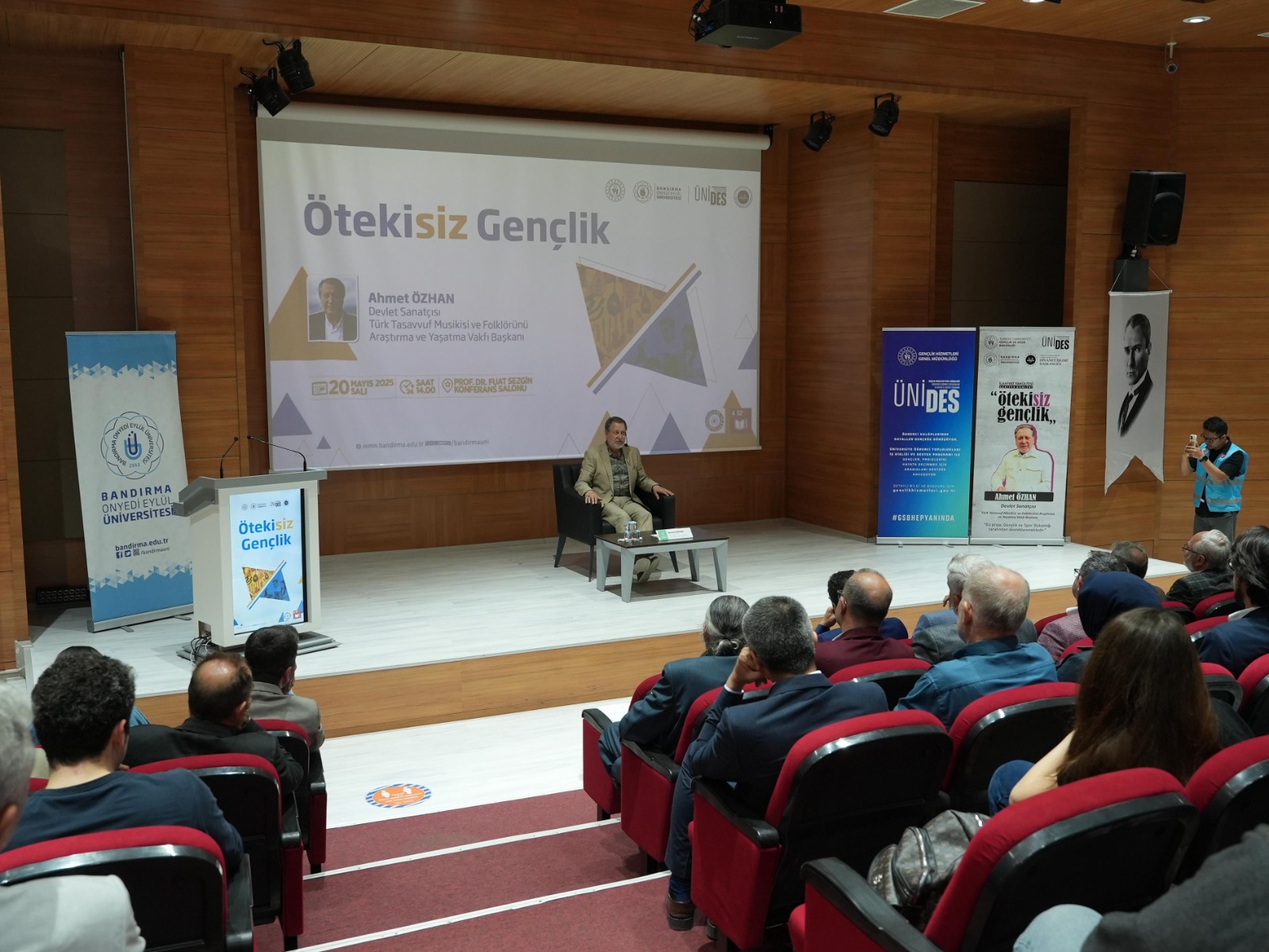 Ahmet Özhan Banü’de