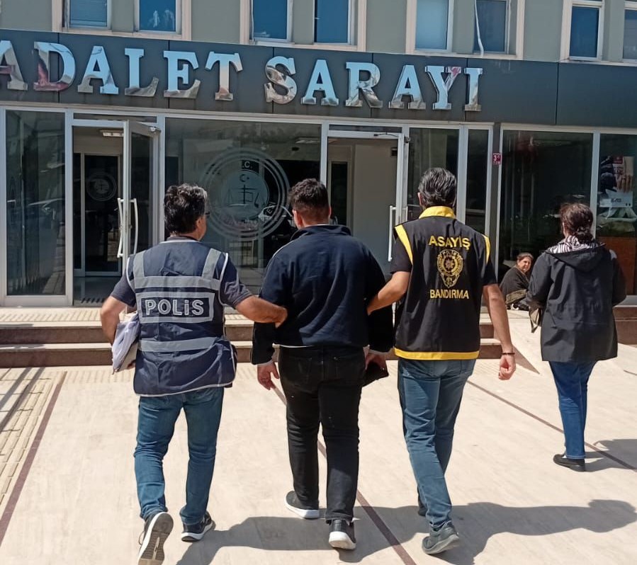 Bandırma’da telefon dolandırıcısı yakayı ele verdi