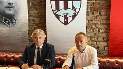 Trendyol 1.Lig’deki temsilcimiz Bandırmaspor, 21 Haziran’da Olağanüstü Genel Kurula gidiyor.