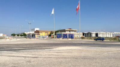 Bandırma Organize Sanayi Bölgesi’nde faaliyet gösteren bir traktör fabrikasında yangın