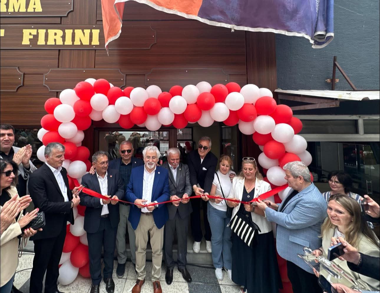 Cumhuriyet Fırını hizmete girdi