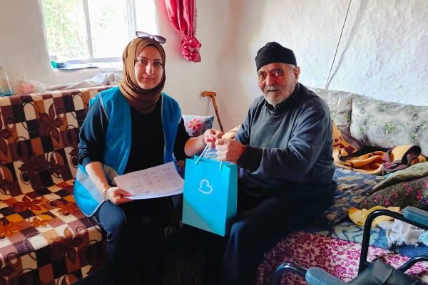 Akın’dan şehit babaları ve gazilere duygulandıran mektup