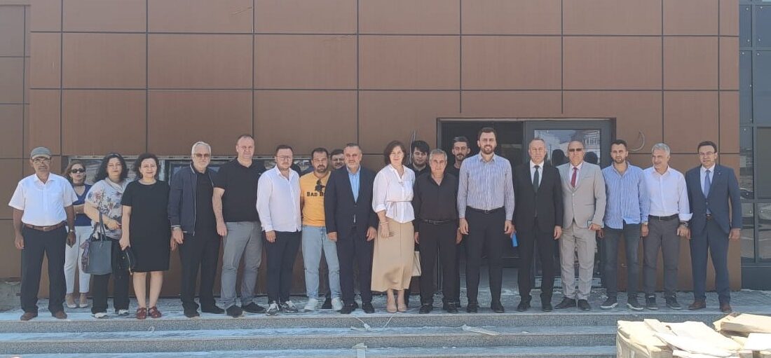 Ak Parti Balıkesir milletvekili Ali Taylan Öztaylan, yerel basınla bir