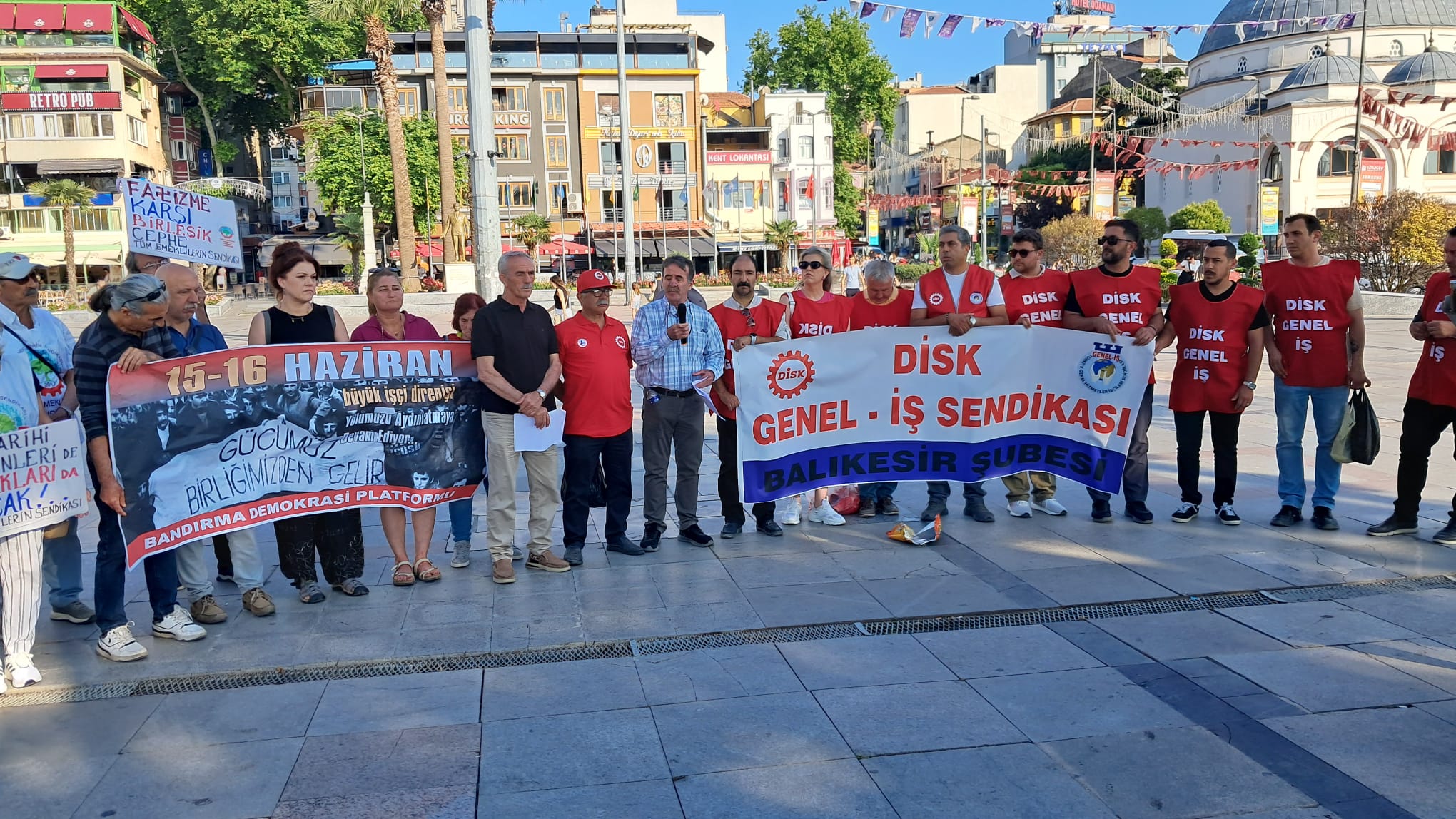 15-16 Haziran anma toplantısına 9 işçi katıldı