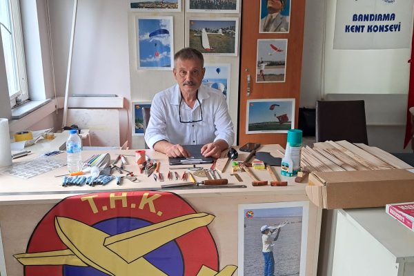 Türkkuşu Ata Planör Model Uçak Kursu devam ediyor