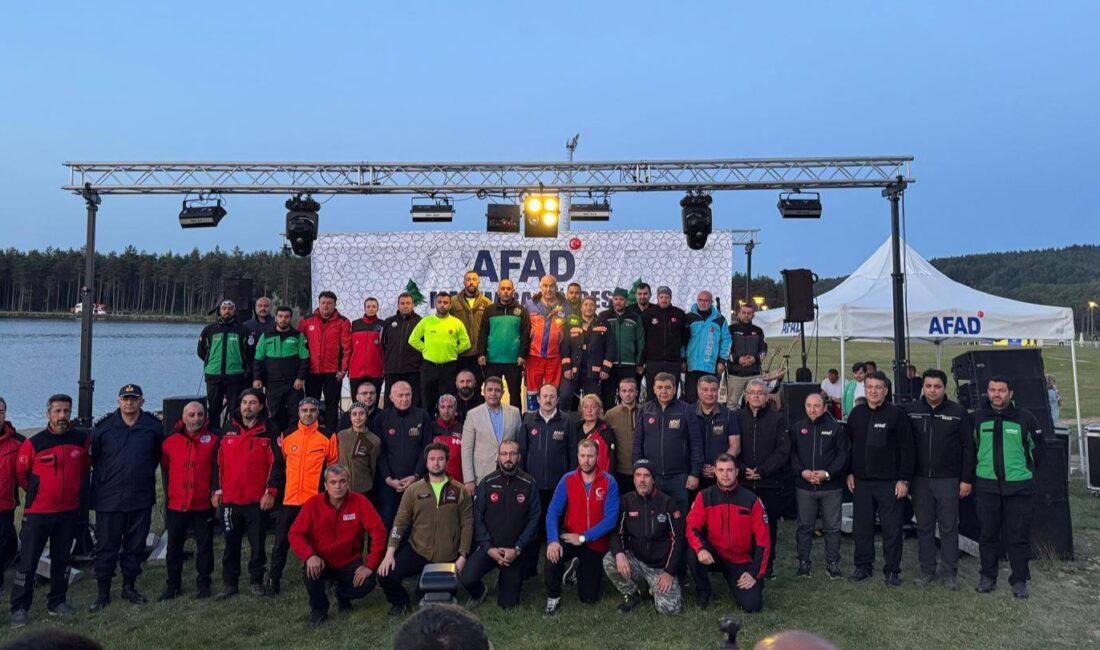 911 Arama ve Kurtarma Derneği Bandırma’da devam eden faaliyetlerinin yanı