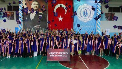 &nbsp; Manyas Meslek Yüksekokulu mezuniyet törenimiz büyük bir coşkuyla gerçekleşti.