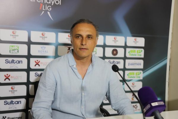 Mustafa Gürsel yol ayrımında mı?