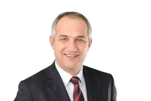 Karakoyun: “Bandırmaspor’u asla yarı yolda bırakmayacağız!”