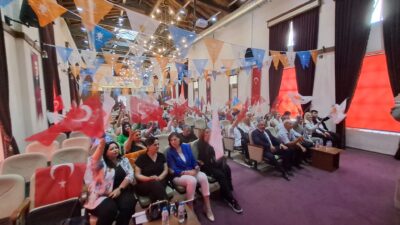 Ak Parti İlçe Danışma Meclisi Santral Kültür Merkezinde yapıldı. Saygı