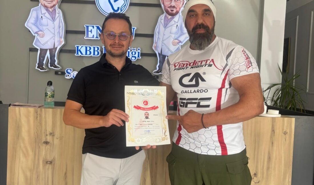 Türkiye KickBoks Federasyonunun açmış olduğu siyah kuşak sınavını  başarıyla geçen