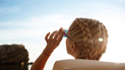 Özellikle yaz tatilinde deniz, havuz ve açık alan aktiviteleriyle daha