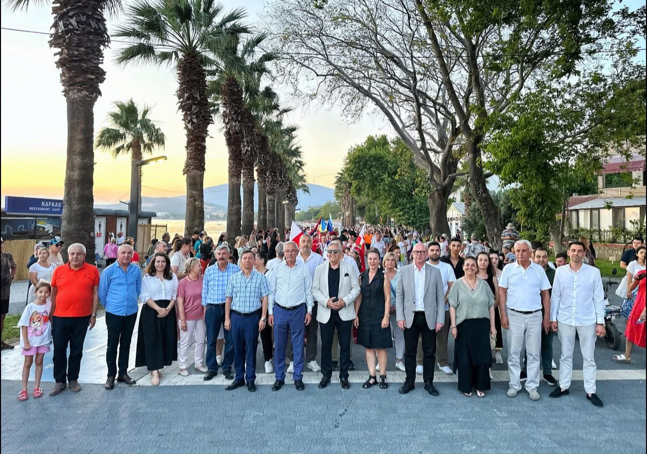 Erdek’te festival zamanı