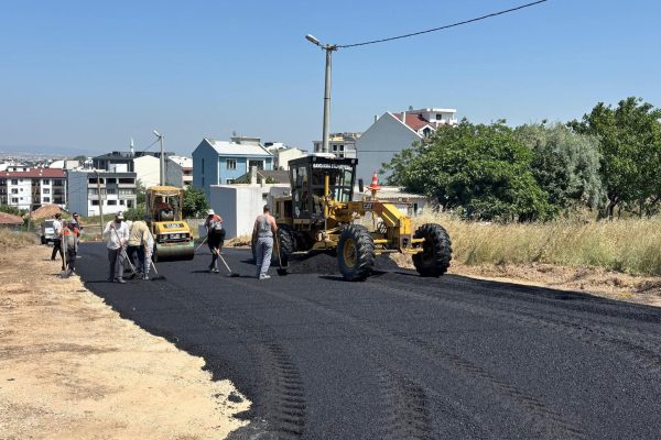 Bandırma Belediyesi asfalt çalışmalarına hız verdi