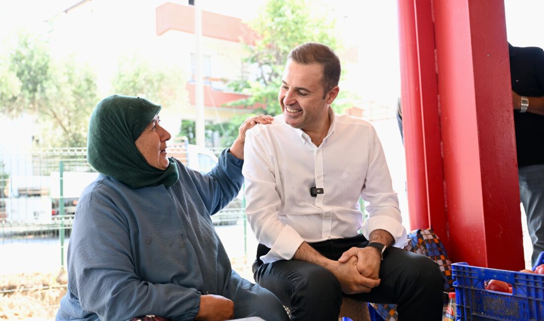   Balıkesir’in sokaklarında ve caddelerinde sık sık hemşehrileriyle bir araya