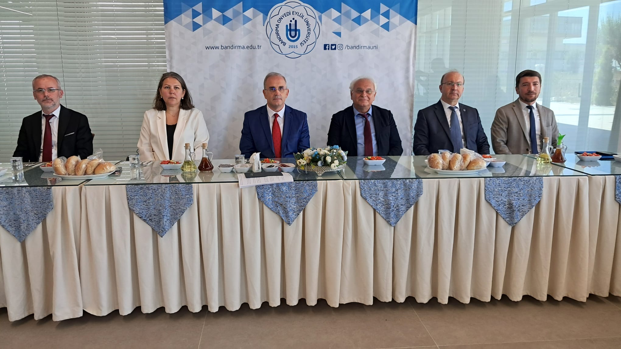 Rektör Prof. Dr. Boz gündemi  değerlendirdi