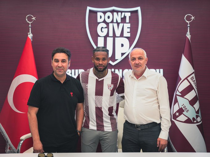 Ozan Tüm Bandırmaspor’a Başdanışman oldu Ozan İbrahim Tüm, Bandırmaspor’a Başdanışman Olarak Atandı. Konu hakkında sosyal