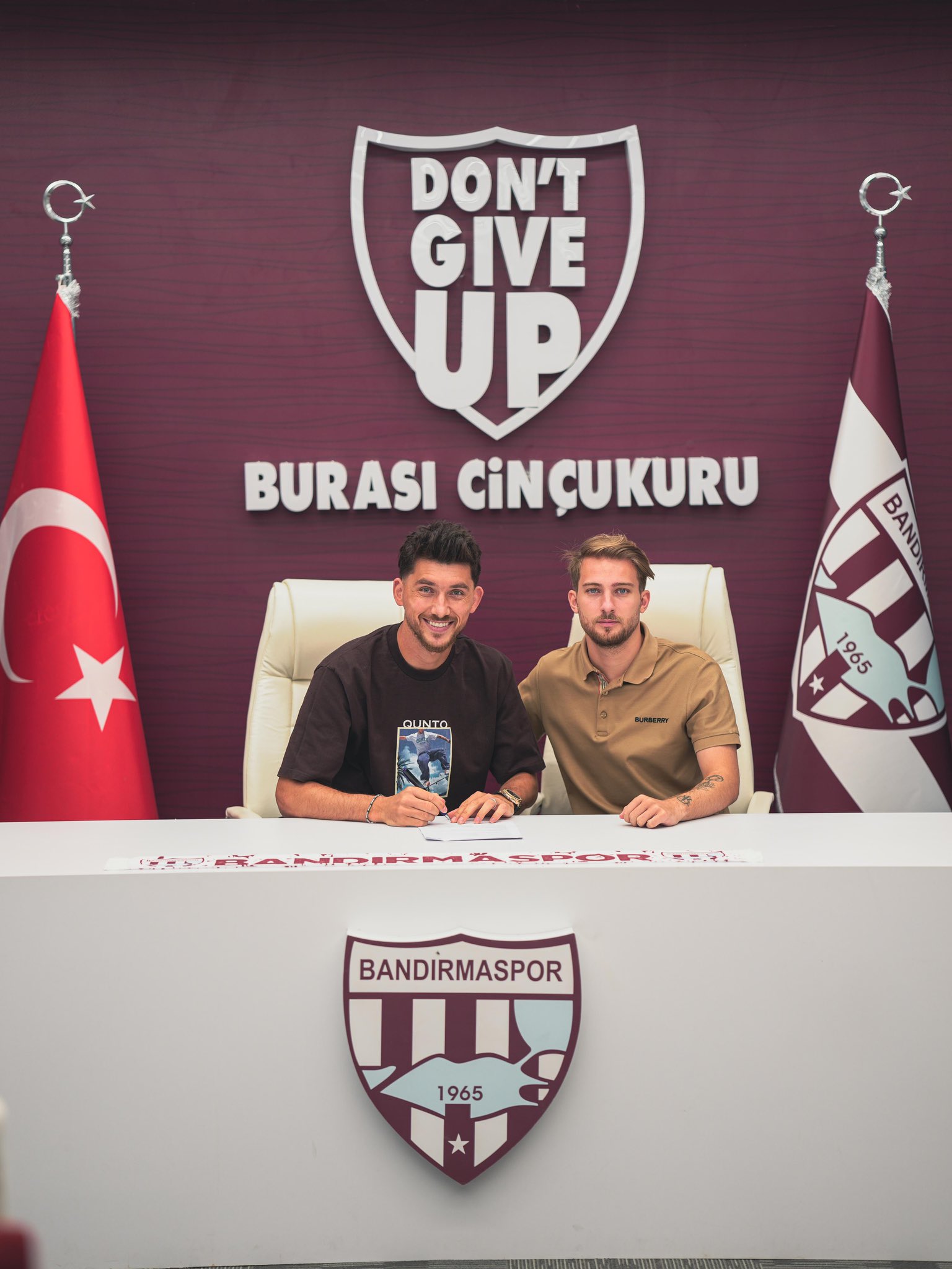Hoş geldin Jetmir Topalli