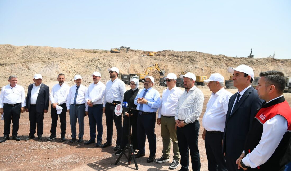 Vali İsmail Ustaoğlu, AK Parti Genel Başkan Yardımcısı ve Balıkesir