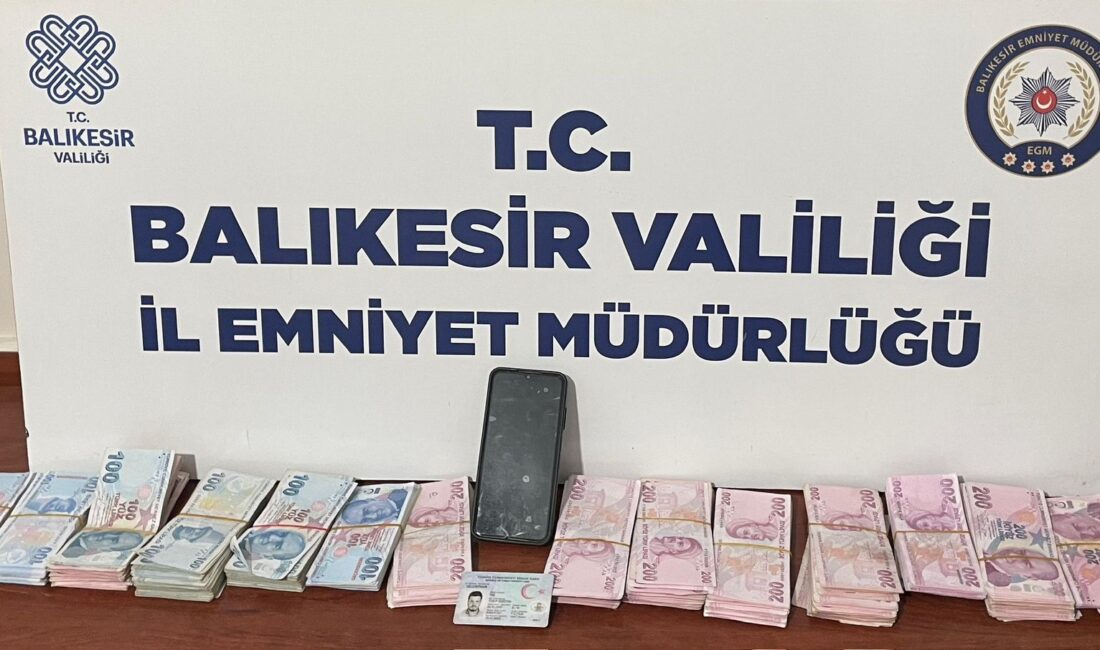 Bandırma İlçe Emniyet Müdürlüğü Asayiş Büro Amirliği ekiplerince, vatandaşların dolandırıcılık
