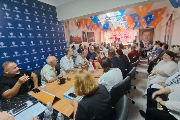Ak Parti İlçe Danışma Meclisi Toplandı