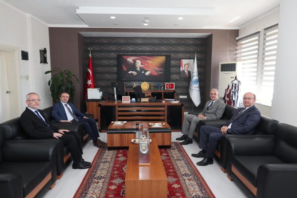 Cüneyt Demirdaş veda ziyaretlerine devam ediyor