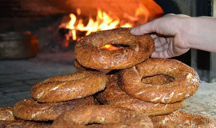 Her ürüne gelen zamlardan simit de nasibini aldı. Alınan karar