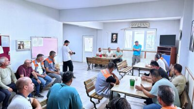 Bandırma Belediye Başkanı Dursun Mirza, belediyeye bağlı şantiye alanında kapsamlı