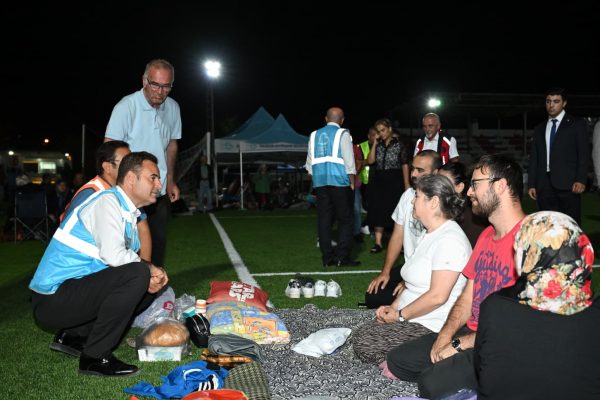 Başkan Akın’dan Yakın Kart sahibi depremzedelere önemli destek