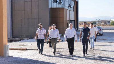 &nbsp; İl Spor Müdürü Adem Özalp Bandırma’yı ziyaret etti. Özalp